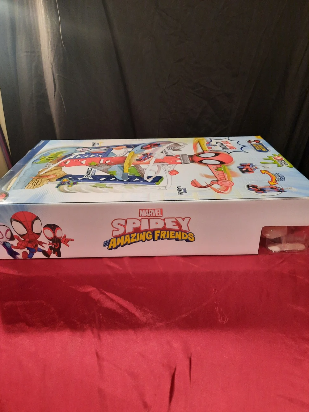 Disney Marvel Spidey Construction zone Chaos Track Set With Vehicles